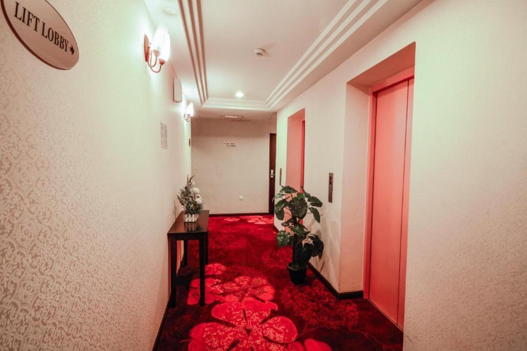 Hotel Vistaria Джохор-Бару Экстерьер фото